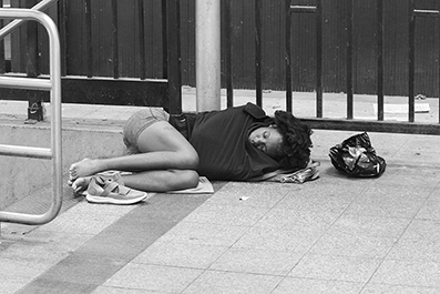 Homeless : Street Life : New York : Personal Photo Projects : Photos : Richard Moore : Photographer